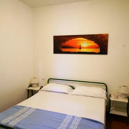 Semesterbostad Villetta Linda 10
